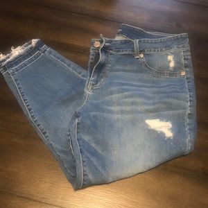 Maurices destructed Jeans